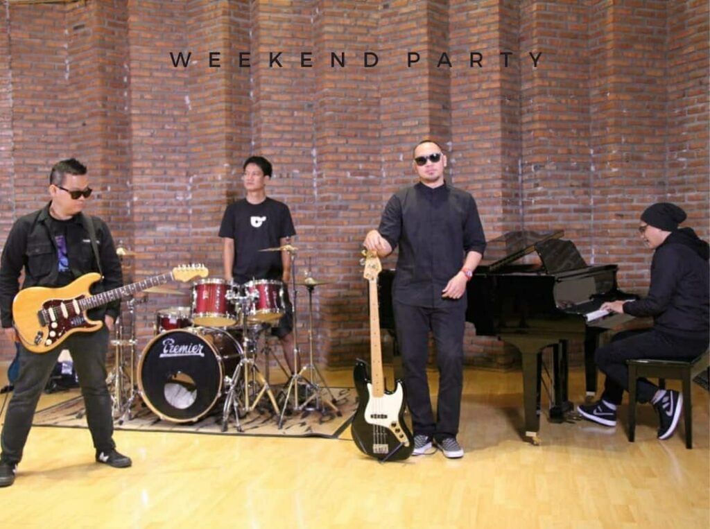 Weekend Party